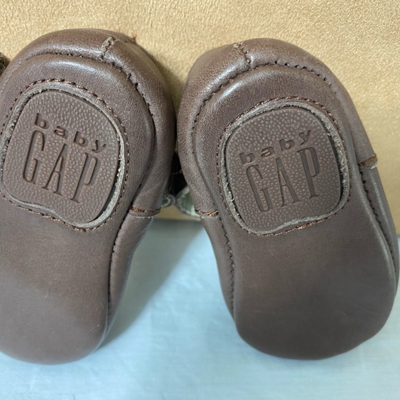 BABY GAP Brown Leather Velcro Closure Baby Shoes Size 1 - Picture 7 of 10